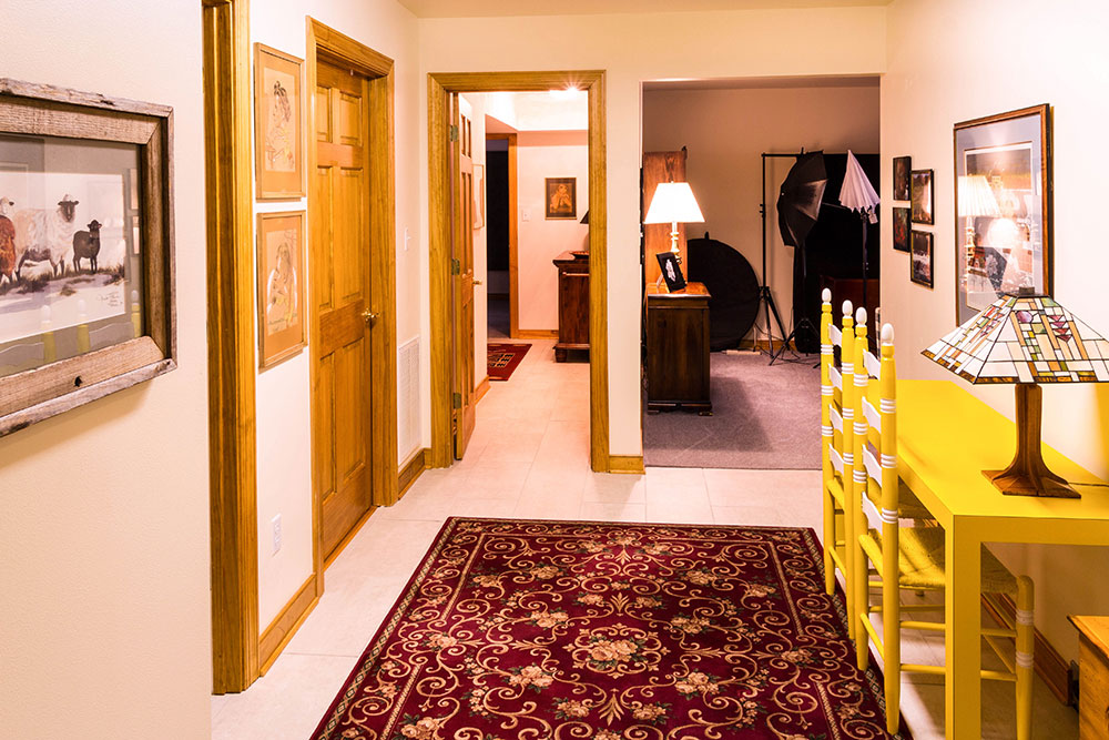 corridor-670277